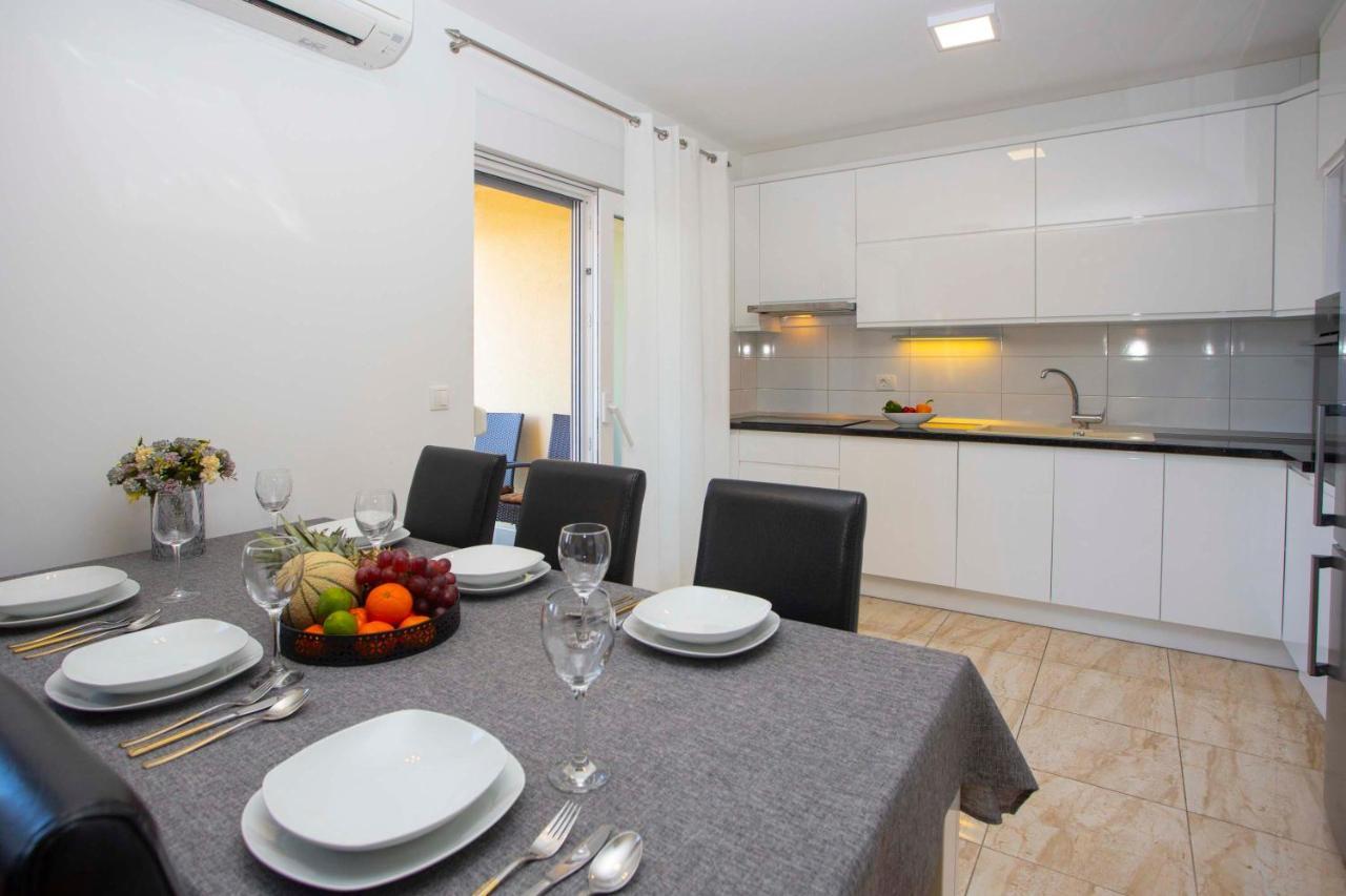Apartment Lauc Makarska Exteriör bild