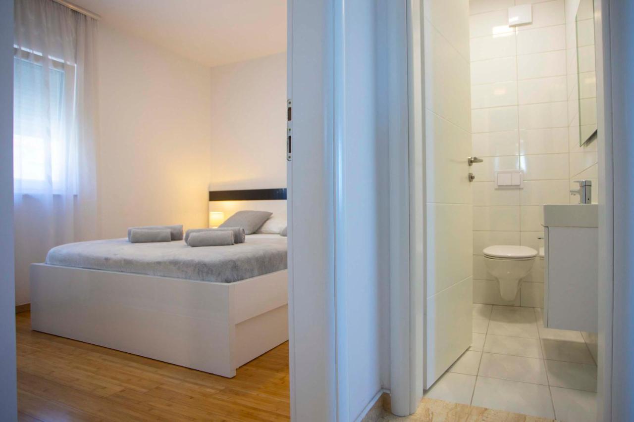 Apartment Lauc Makarska Exteriör bild